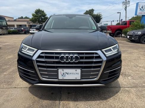 Used 2018 Audi Q5 2.0T Premium Plus w/ Premium Plus Package AWD/4WD image 2