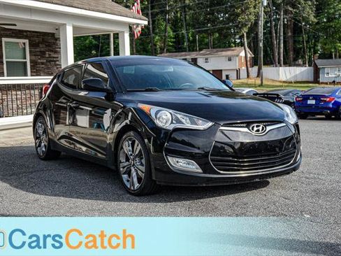 Used 2016 Hyundai Veloster w/ Option Group 03 image 10