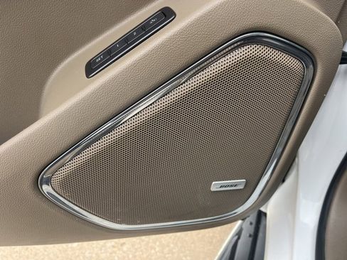 Used 2017 Chevrolet Suburban Premier image 14