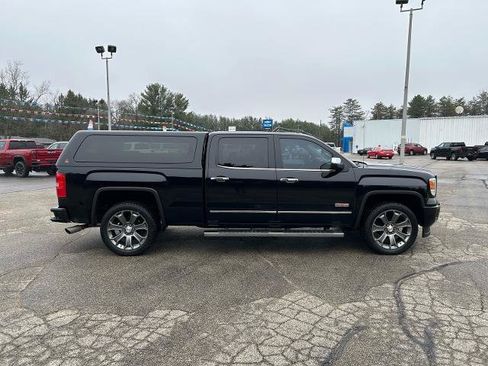 Used 2015 GMC Sierra 1500 SLT w/ All-Terrain Package AWD/4WD image 6