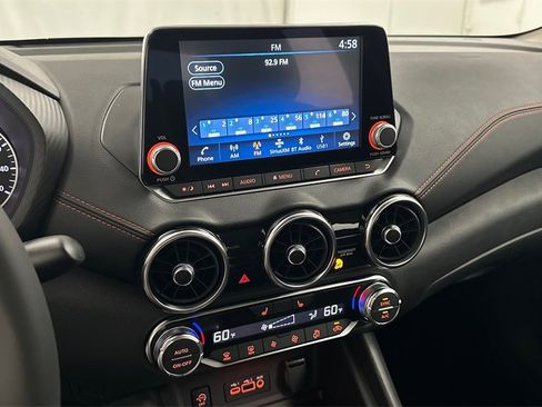 New 2025 Nissan Sentra SR w/ Midnight Edition image 13