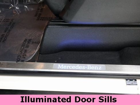 Used 2018 Mercedes-Benz G 550 Squared image 27