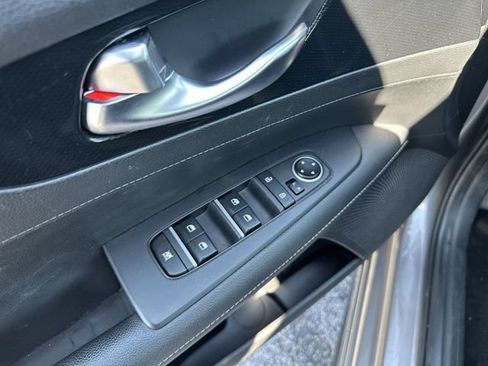 Used 2023 Kia Forte GT-Line FWD image 17