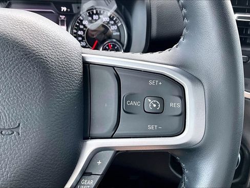 Used 2023 RAM 1500 Big Horn AWD/4WD image 13