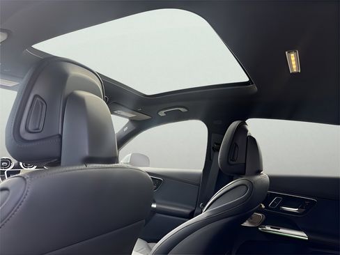 New 2026 Mercedes-Benz GLC 300 4MATIC image 22