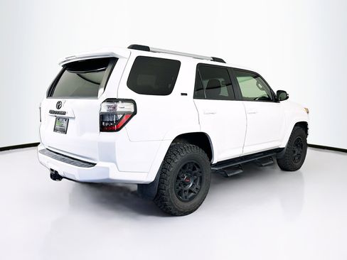 Used 2019 Toyota 4Runner SR5 Premium image 9