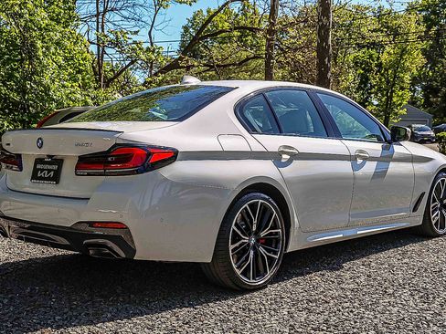 Used 2023 BMW 540i xDrive w/ Dynamic Handling Package AWD/4WD image 6
