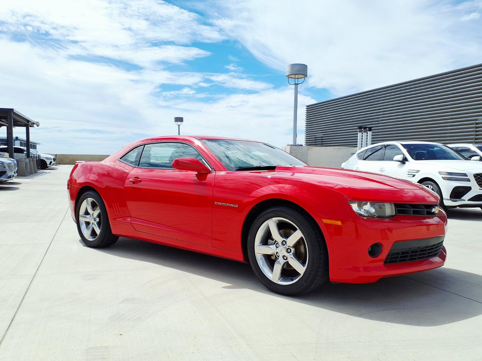 Used 2015 Chevrolet Camaro LT w/ 1LT Preferred Package RWD image 7