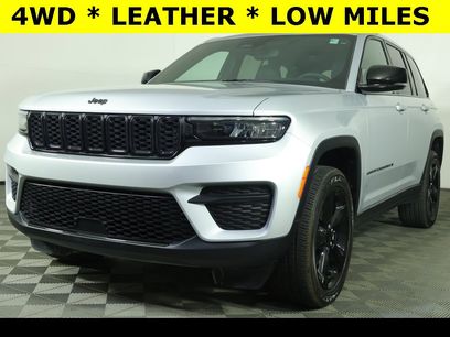 Used 2023 Jeep Grand Cherokee Altitude