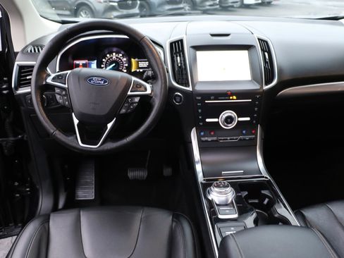 Used 2019 Ford Edge Titanium w/ Equipment Group 301A image 12