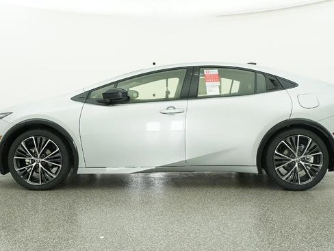 New 2026 Toyota Prius XLE image 22