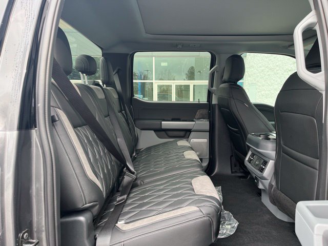 New 2026 Ford F250 XLT w/ XLT Premium Package AWD/4WD image 6