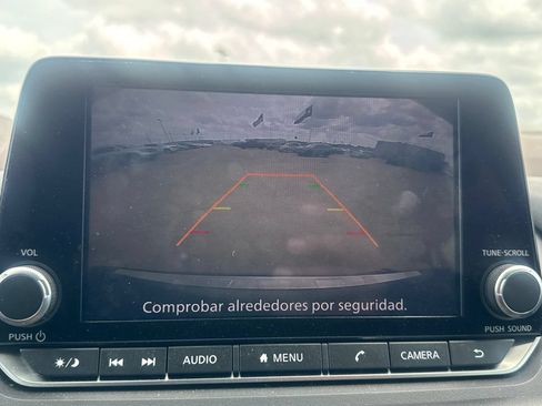Used 2023 Nissan Rogue SV FWD image 40