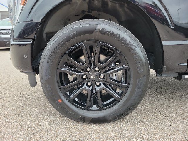 Certified 2022 Ford F150 Platinum w/ Equipment Group 701A High AWD/4WD image 9