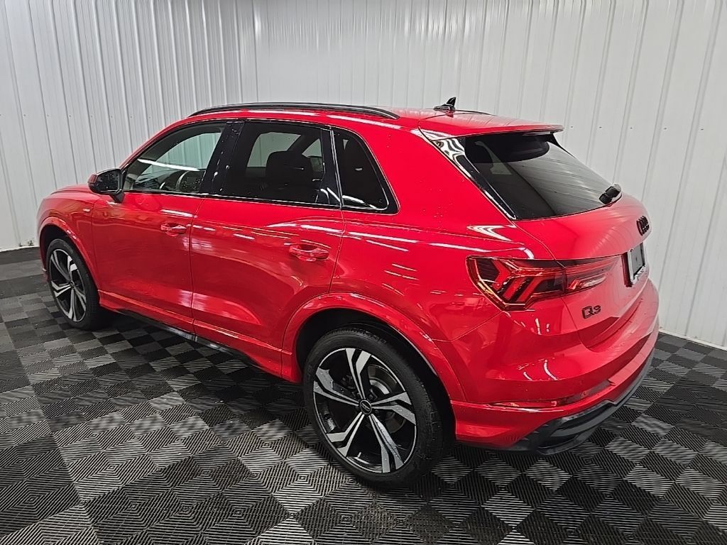 Used 2023 Audi Q3 2.0T Premium Plus AWD/4WD image 9