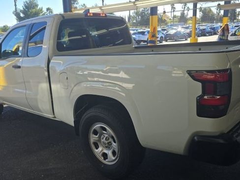 Used 2022 Nissan Frontier S image 3