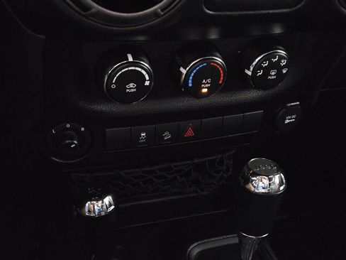 Used 2016 Jeep Wrangler Unlimited Sport w/ Quick Order Package 24S image 16