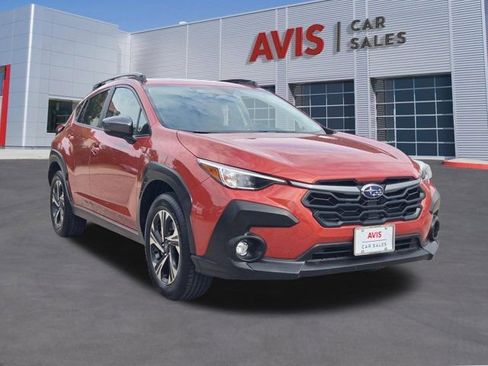 Used 2025 Subaru Crosstrek 2.0i Premium AWD/4WD image 3