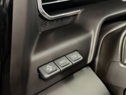 Used 2023 GMC Sierra 1500 AT4 w/ Technology Package AWD/4WD image 25