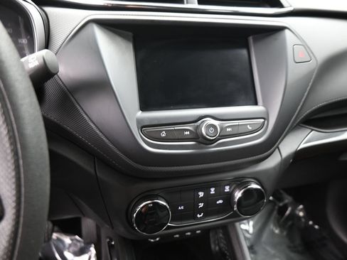 Used 2023 Chevrolet TrailBlazer LS FWD image 15