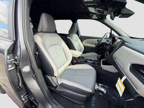 Used 2026 Subaru Forester Premium AWD/4WD image 15