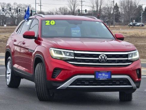 Used 2020 Volkswagen Atlas Cross Sport SE image 4