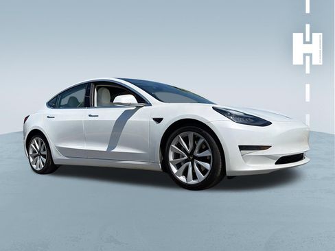 Used 2020 Tesla Model 3 RWD image 1