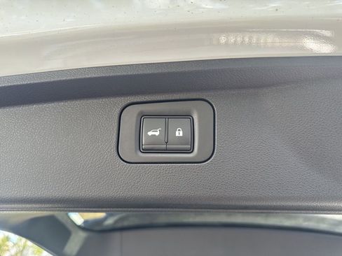 New 2025 Nissan Armada Platinum Reserve image 24