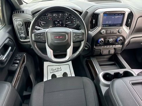 Used 2022 GMC Sierra 1500 Elevation w/ LPO, Elevation Black Package image 14