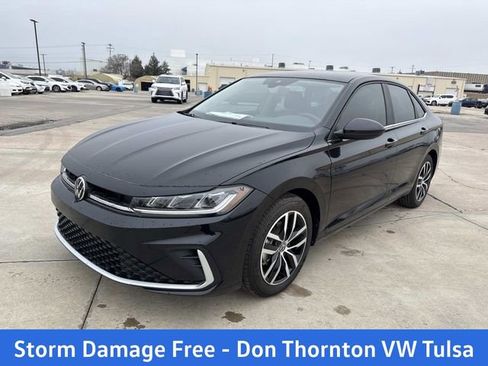 New 2026 Volkswagen Jetta SE image 6