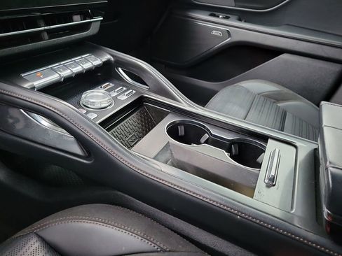 Certified 2024 Lincoln Nautilus Reserve w/ Equipment Group 202A image 29