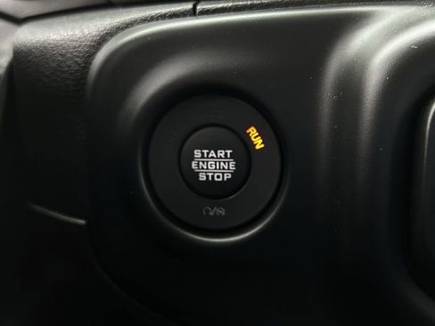 Used 2023 Jeep Wrangler Unlimited Sport AWD/4WD image 25