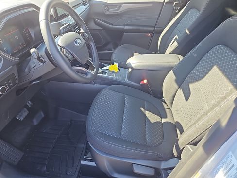 Used 2025 Ford Escape Active w/ Cold Weather Package image 29