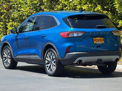 Used 2020 Ford Escape Titanium AWD/4WD image 6