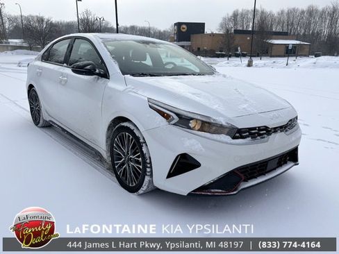 Used 2023 Kia Forte GT-Line w/ GT-Line Premium Package image 7