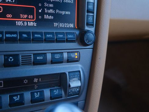 Used 2006 Porsche Cayman S image 19