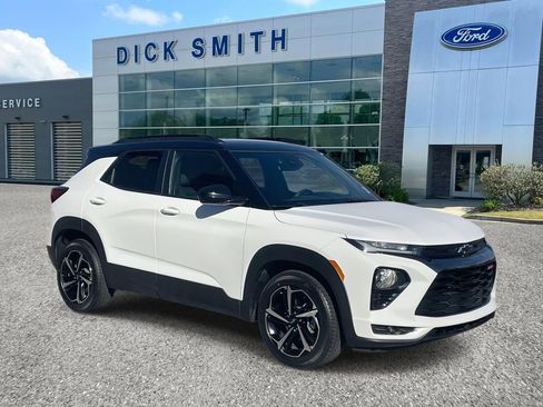 Used 2023 Chevrolet TrailBlazer RS w/ Convenience Package image 1