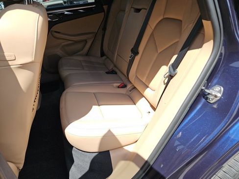 Certified 2023 Porsche Macan AWD/4WD image 20