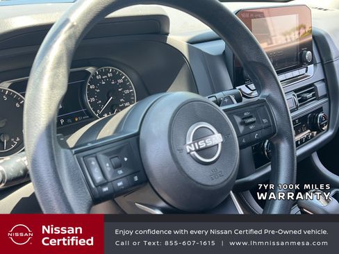 Certified 2025 Nissan Pathfinder S FWD image 9