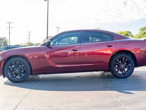 Used 2022 Dodge Charger SXT w/ Blacktop Package image 4