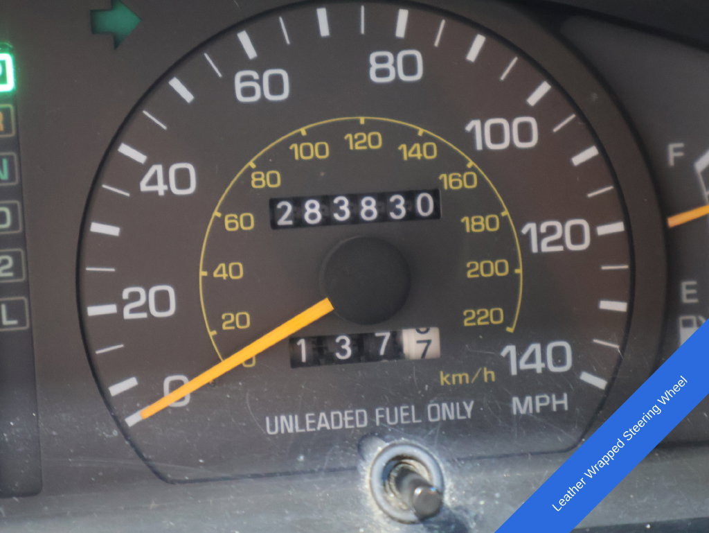 Used 1994 Toyota Camry XLE FWD image 4