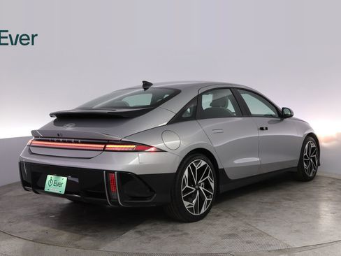 Used 2024 Hyundai Ioniq 6 SEL RWD image 3