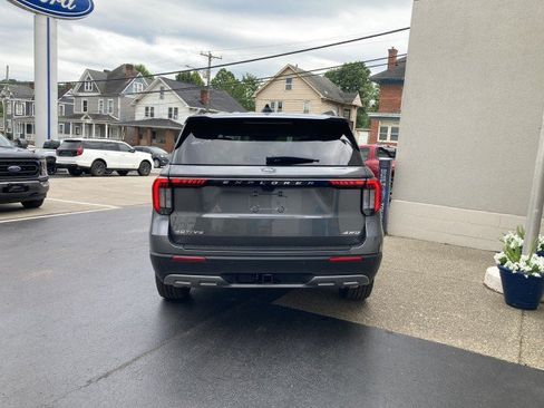 New 2026 Ford Explorer Active w/ Active Comfort Package AWD/4WD image 6