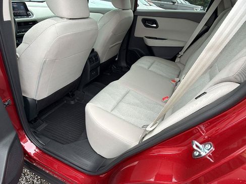 Used 2025 Nissan Rogue SV FWD image 22