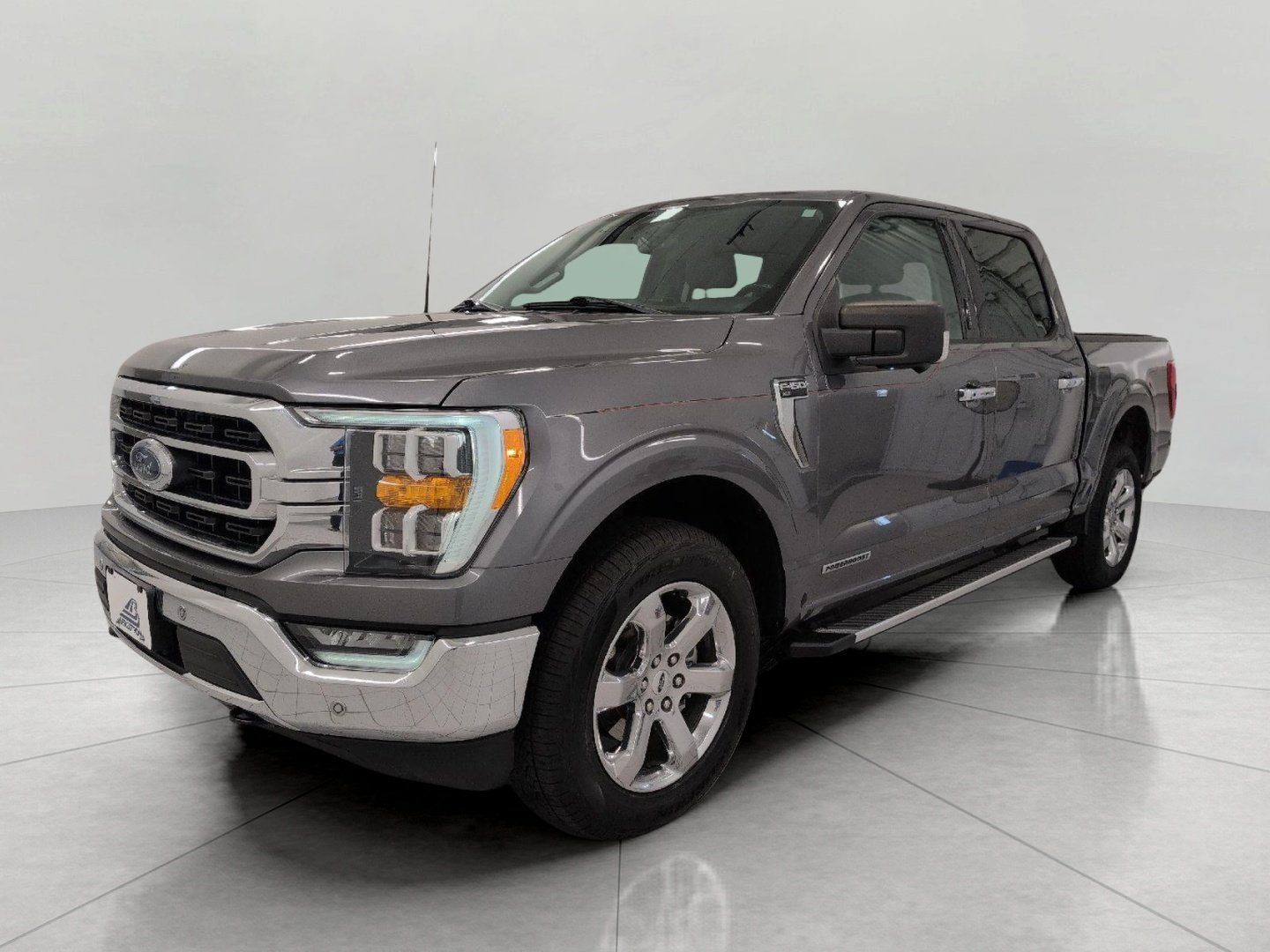 Used 2022 Ford F150 XLT w/ Equipment Group 302A High AWD/4WD image 12