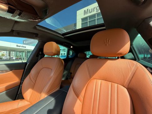 Certified 2022 Maserati Levante Modena image 32