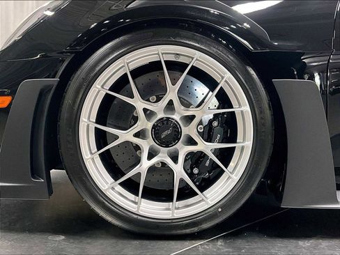 Used 2025 Porsche 911 GT3 RS image 14