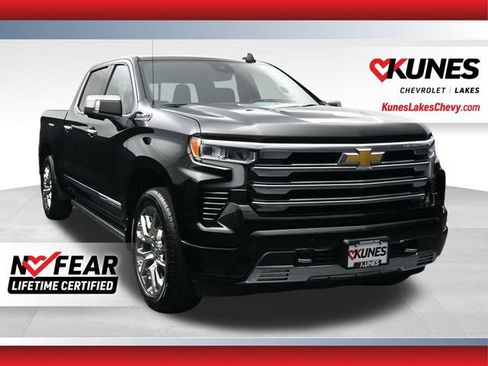 Used 2025 Chevrolet Silverado 1500 High Country AWD/4WD image 1