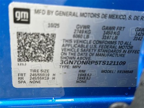 New 2026 Chevrolet Equinox EV LT image 24