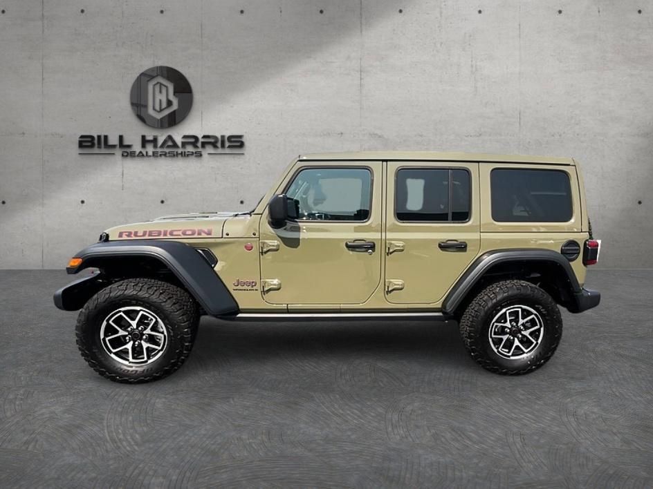 Used 2025 Jeep Wrangler Unlimited Rubicon w/ Convenience Group AWD/4WD image 10